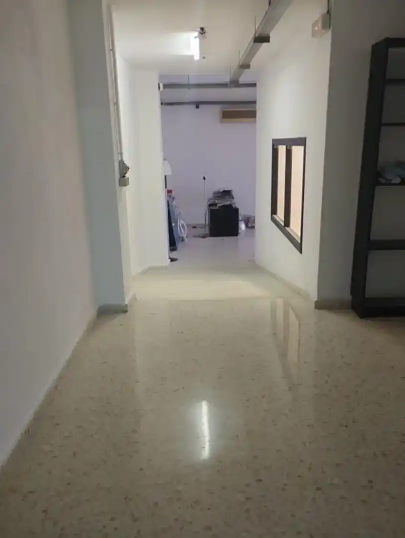 Commercial properties for rent in Gines  with Air Conditioner