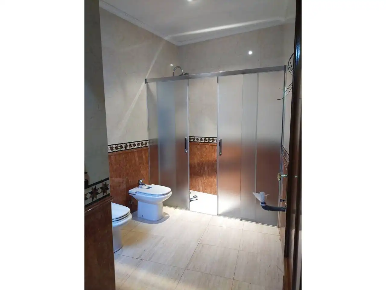 Bathroom of Houses for sale in Manzanares  with Air Conditioner, Heating and Private garden
