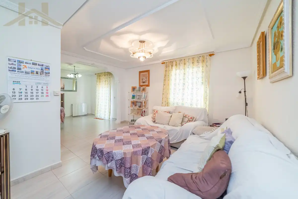 Sala de estar de Casa adosada en venta en Seseña con Calefacción