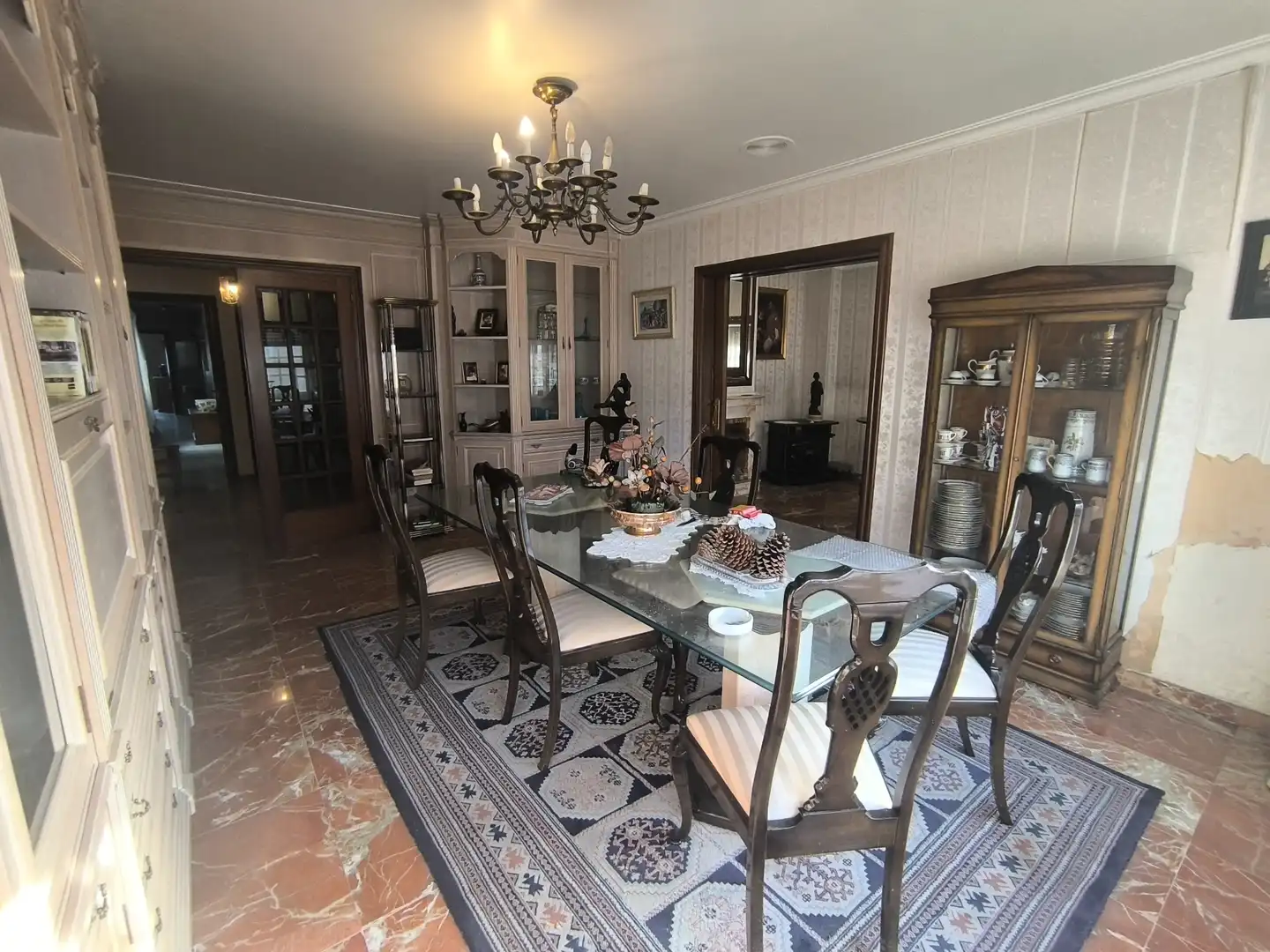Comedor de Piso en venta en Pontevedra Capital  con Calefacción, Parquet y Trastero