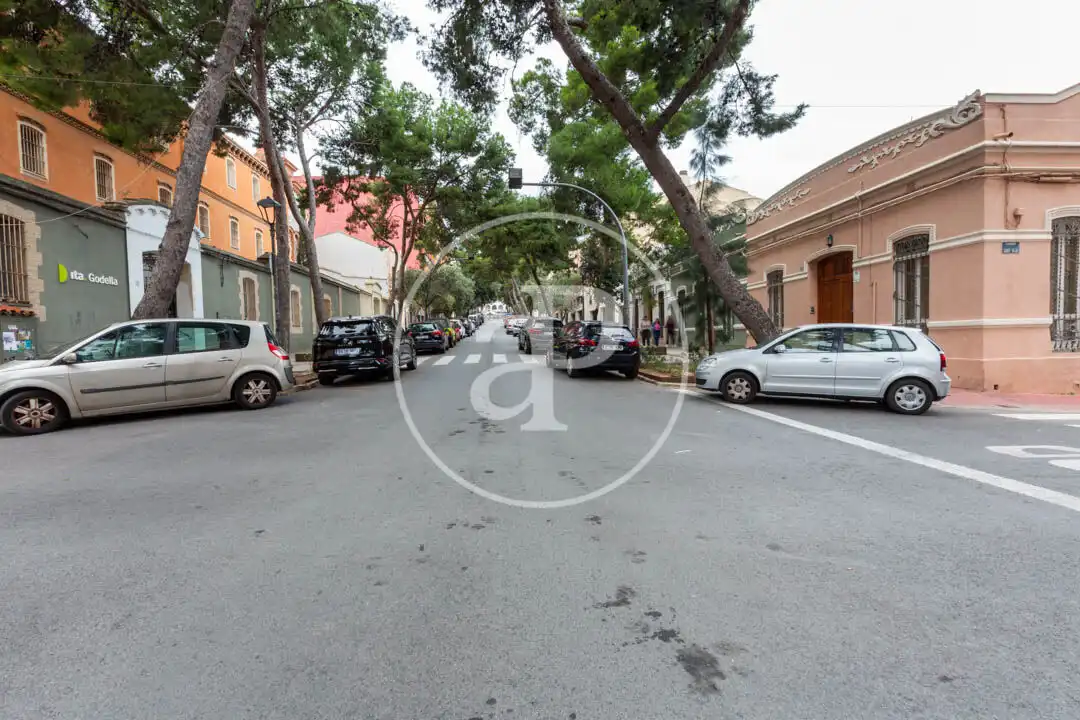 Vista exterior de Casa adosada en venda en Godella amb Aire condicionat, Calefacció i Jardí privat