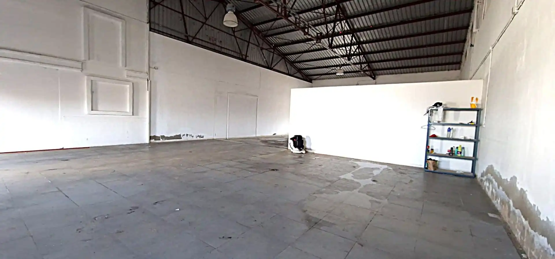 Nau industrial en venda a Valverde, imagen 2