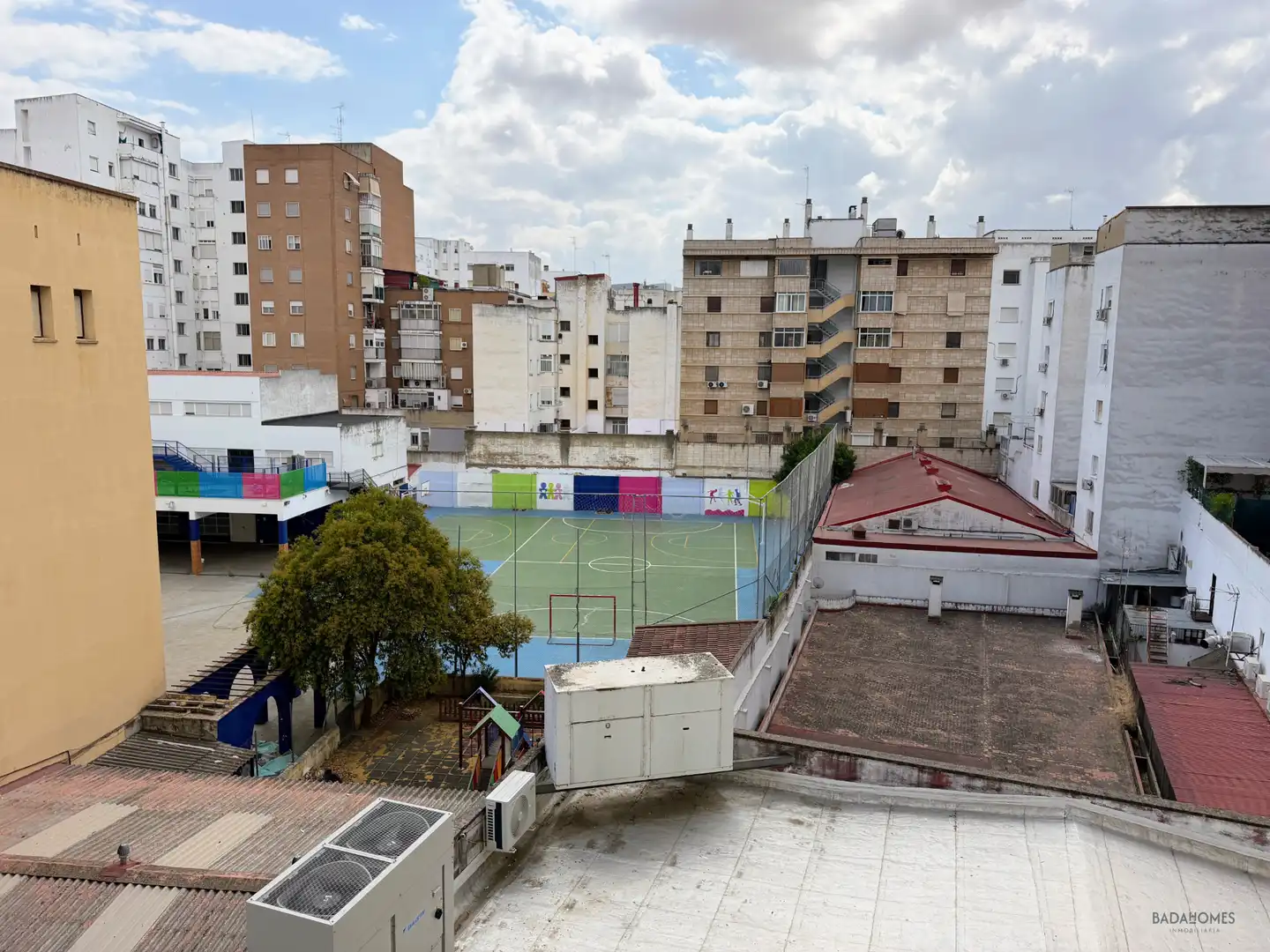 Vista exterior de Piso en venta en Badajoz con Aire acondicionado, Calefacción y Terraza