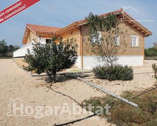 Vista exterior de Casa o xalet en venda en Chella amb Calefacció, Jardí privat i Terrassa