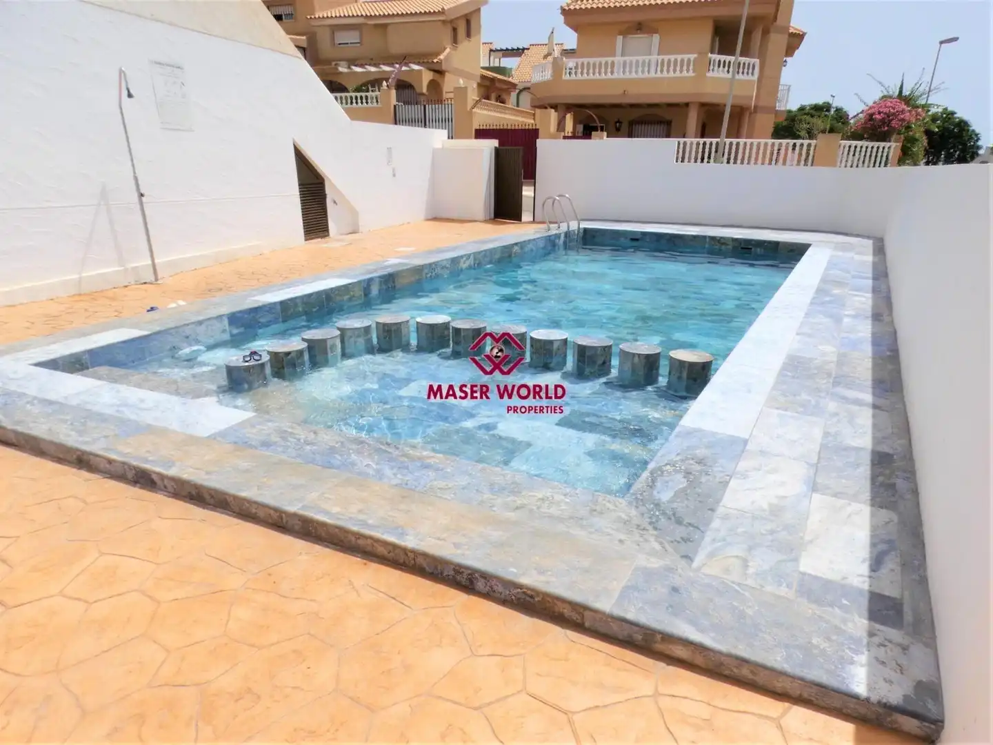 Apartments for sale in El Alamillo