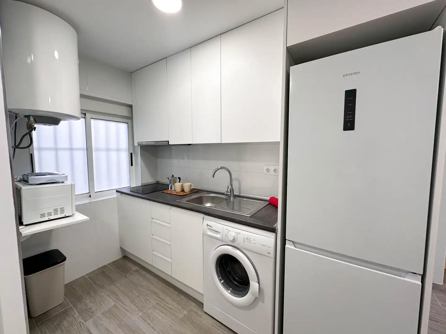 Kitchen of Flat for rent in Torrevieja  with Air Conditioner, Terrace and Furnished