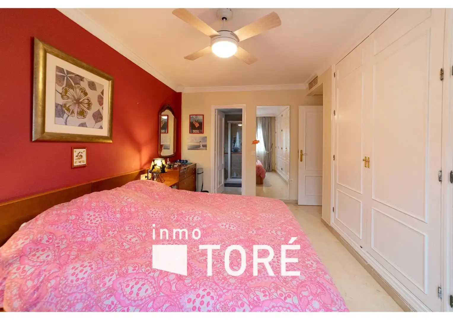 Schlafzimmer von Wohnung zum Verkauf in Málaga mit Klimaanlage, Privatgarten und Terrasse