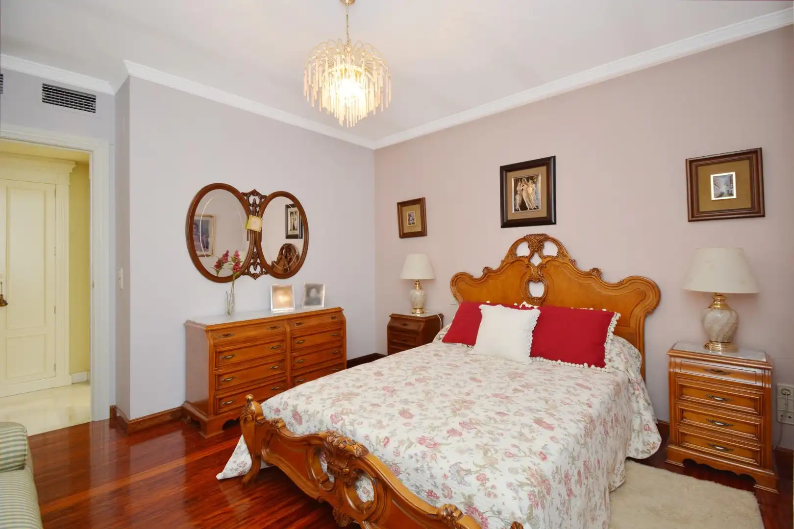 Villa mit Pool zum Verkauf in Calle PAVAROTTI. LUCIANO, imagen 29