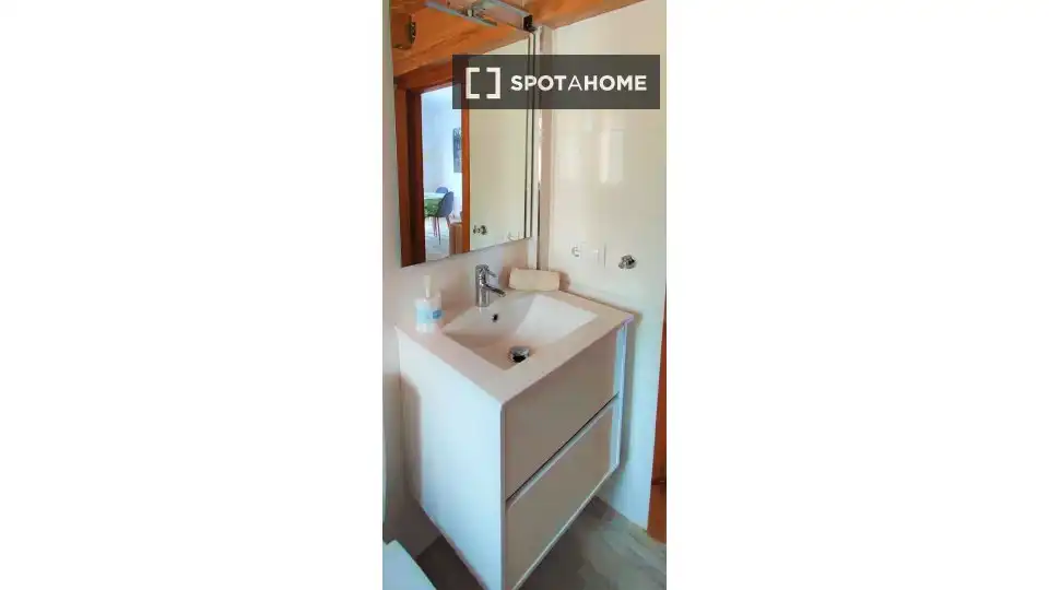 Baño de Apartamento para compartir en Inca con Aire acondicionado, Terraza y Amueblado