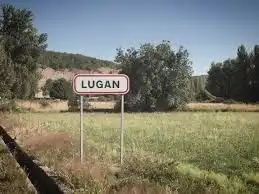 Vista exterior de Edificio en venta en Vegaquemada