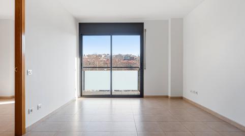 Foto 3 de Pis en venda a Carrer de Girona, 317, Lledoner, Granollers