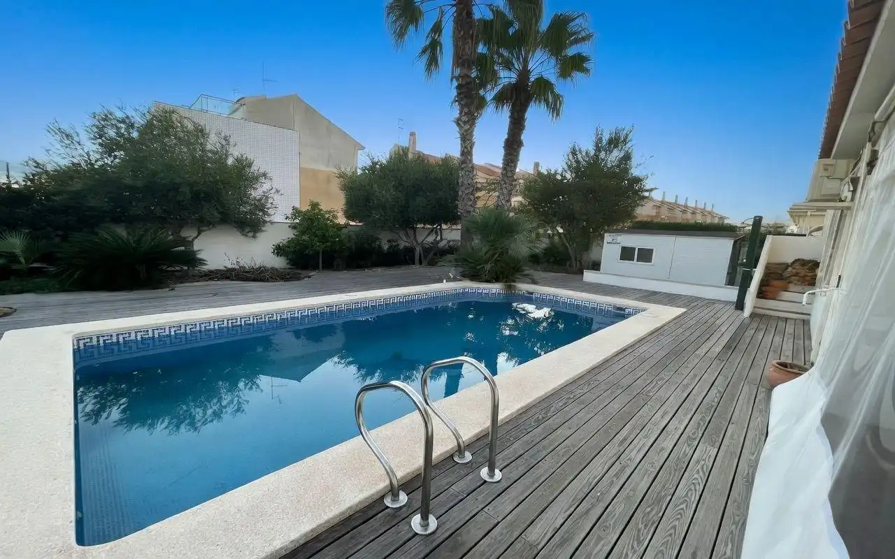 Piscina de Casa o chalet en venta en Vinaròs con Jardín privado, Terraza y Piscina