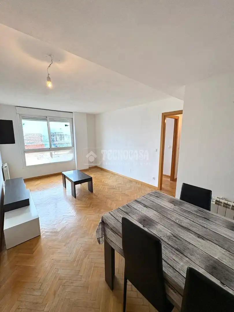 Sala de estar de Piso en venta en Valdemoro con Parquet y Trastero