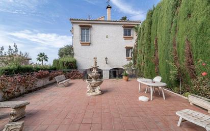 Jardí de Casa o xalet en venda en Huétor Vega amb Terrassa