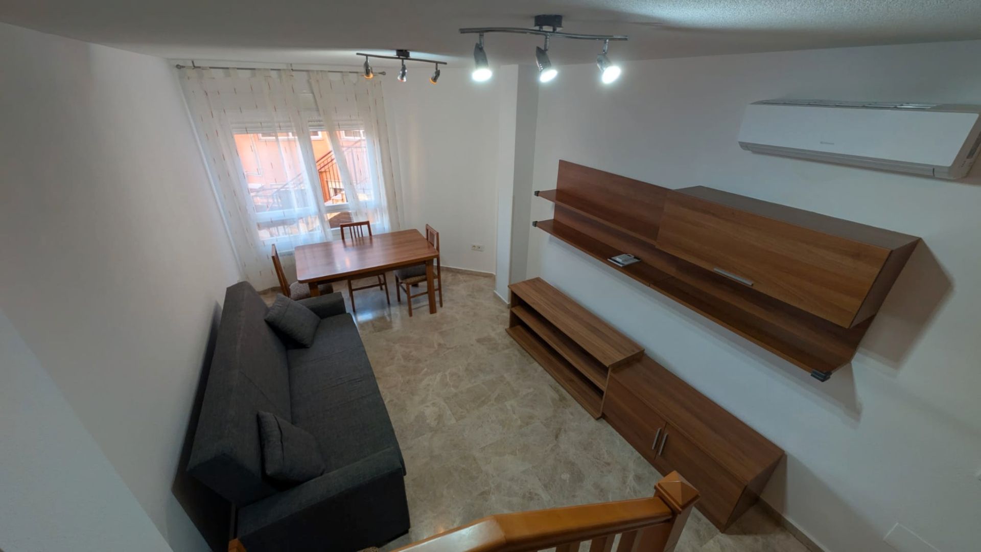 Living room of Duplex for rent in Ciudad Real Capital  with Air Conditioner, Heating and Terrace