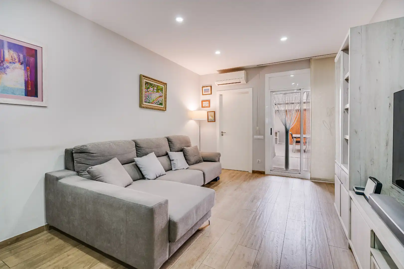 Maison mitoyenne avec terrasse à vendre à Carrer de Manso, imagen 5