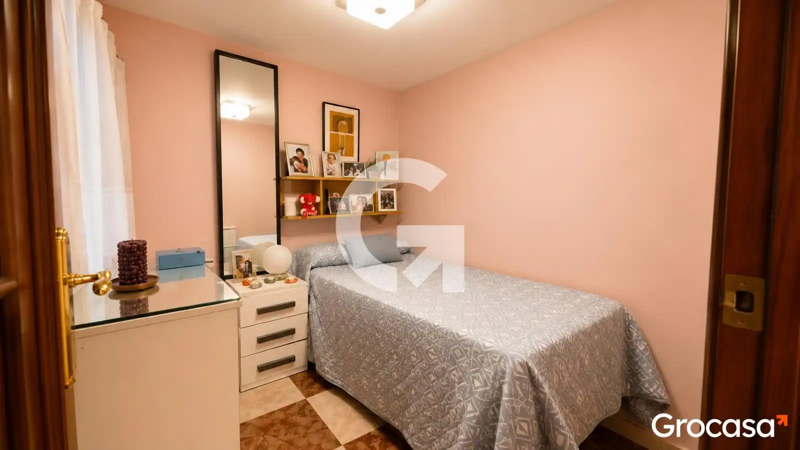 Bedroom of Flat for sale in Barcelona  with Air Conditioner and Heating