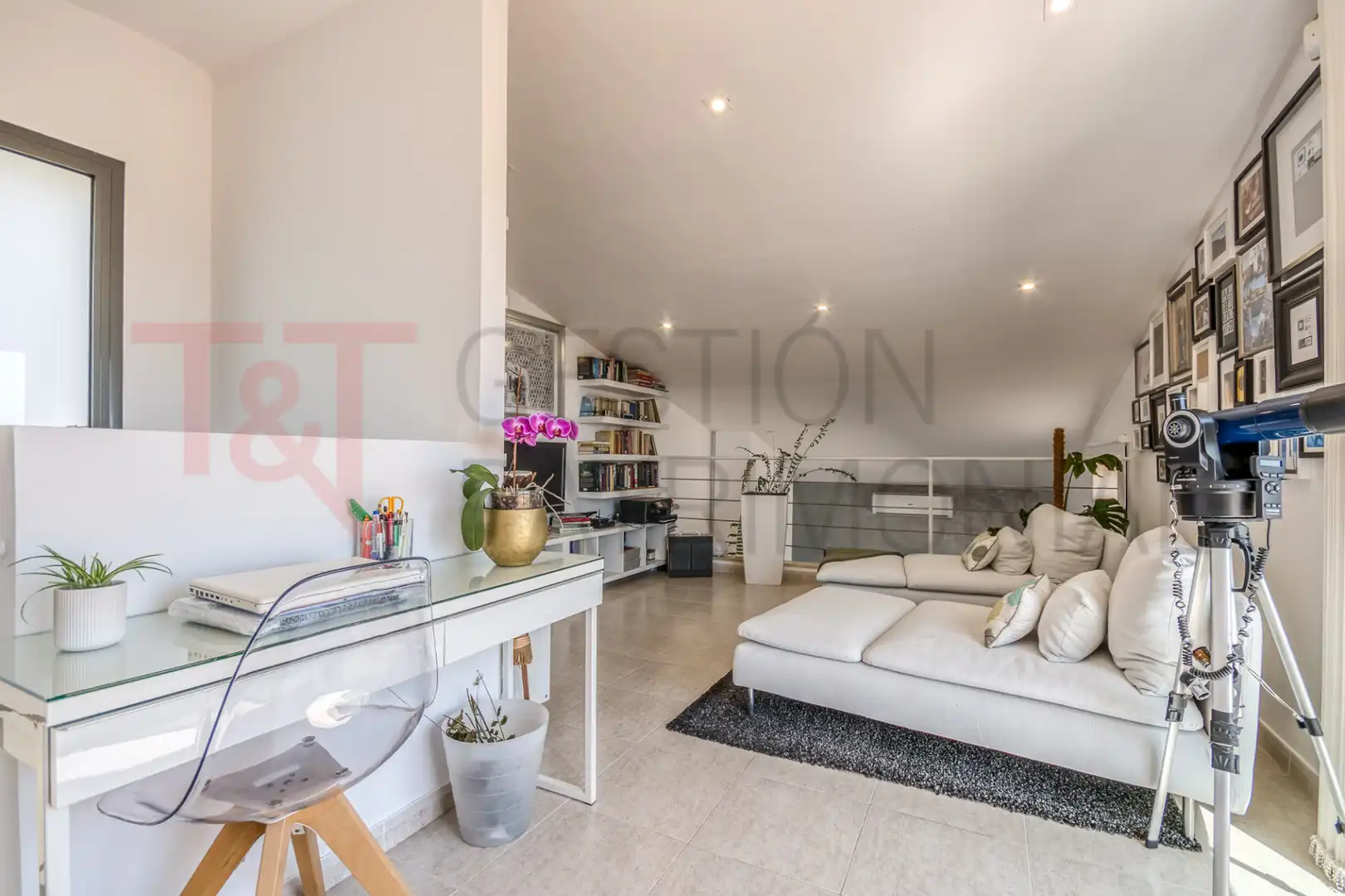 Sala de estar de Casa o chalet en venta en Vilanova i la Geltrú con Aire acondicionado, Calefacción y Terraza