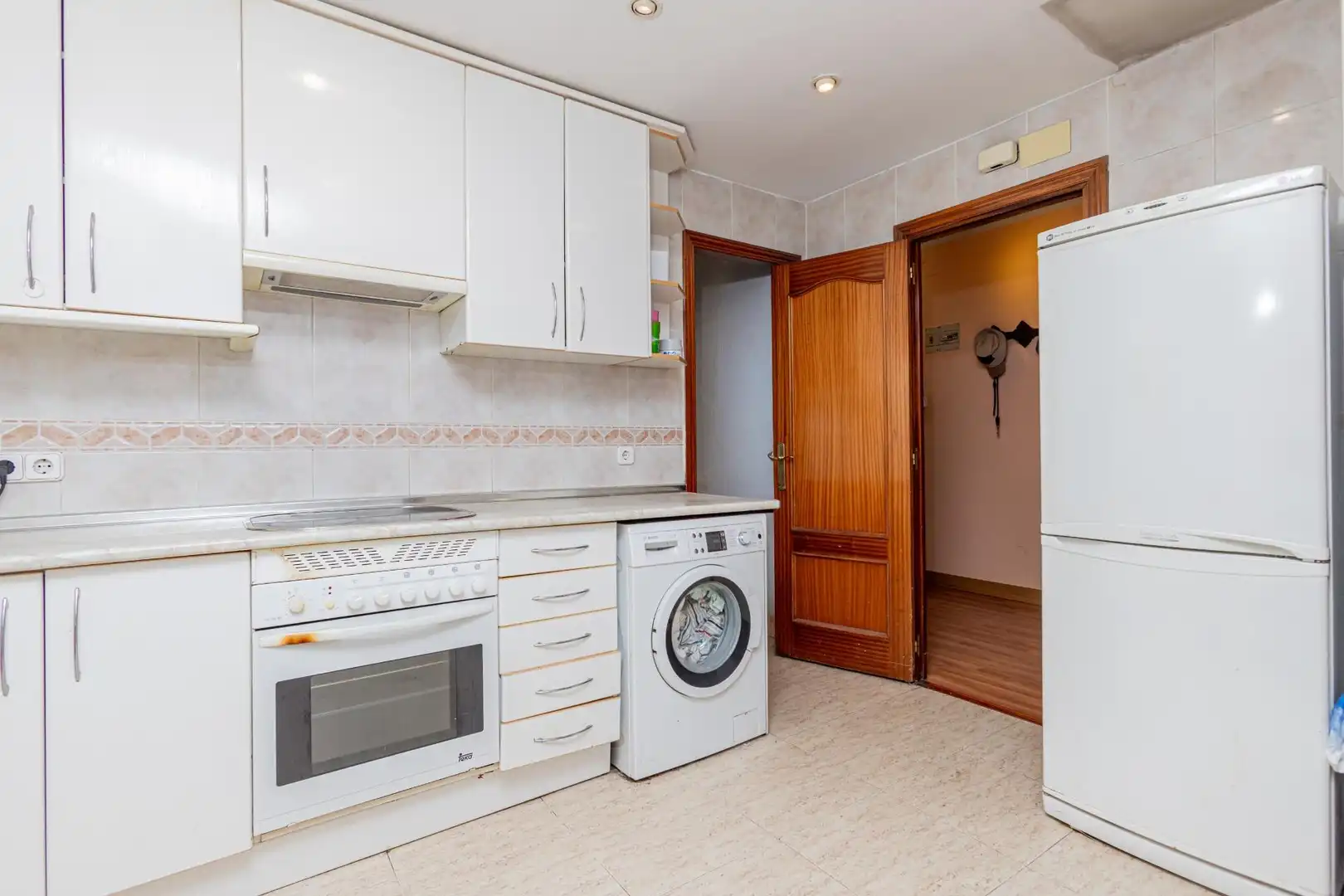 Kitchen of Flat for sale in Madrid  with Heating