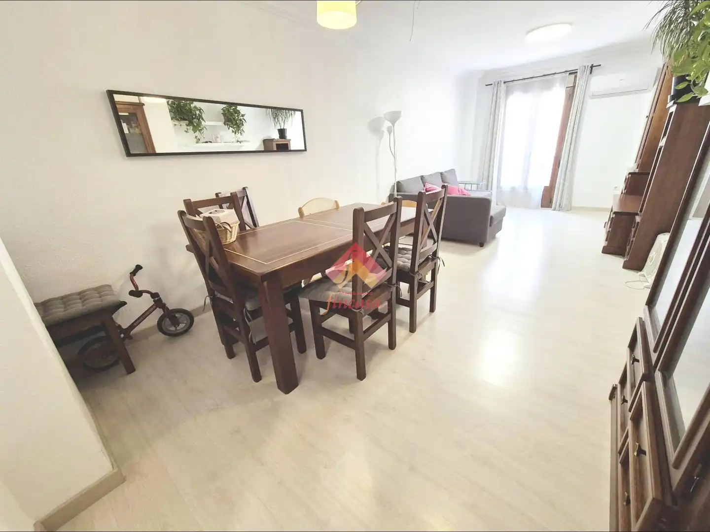 Flat for rent in Juzgados - La Feria