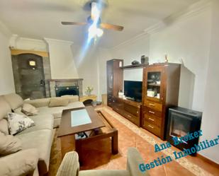 Living room of Single-family semi-detached for sale in Ronda  with Air Conditioner and Terrace