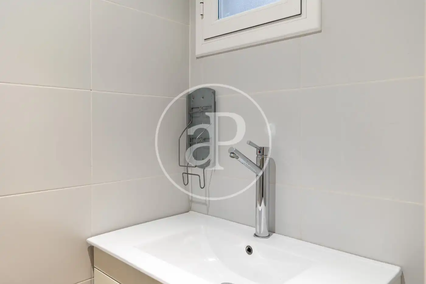 Baño de Piso en venta en Barcelona con Aire acondicionado, Calefacción y Terraza