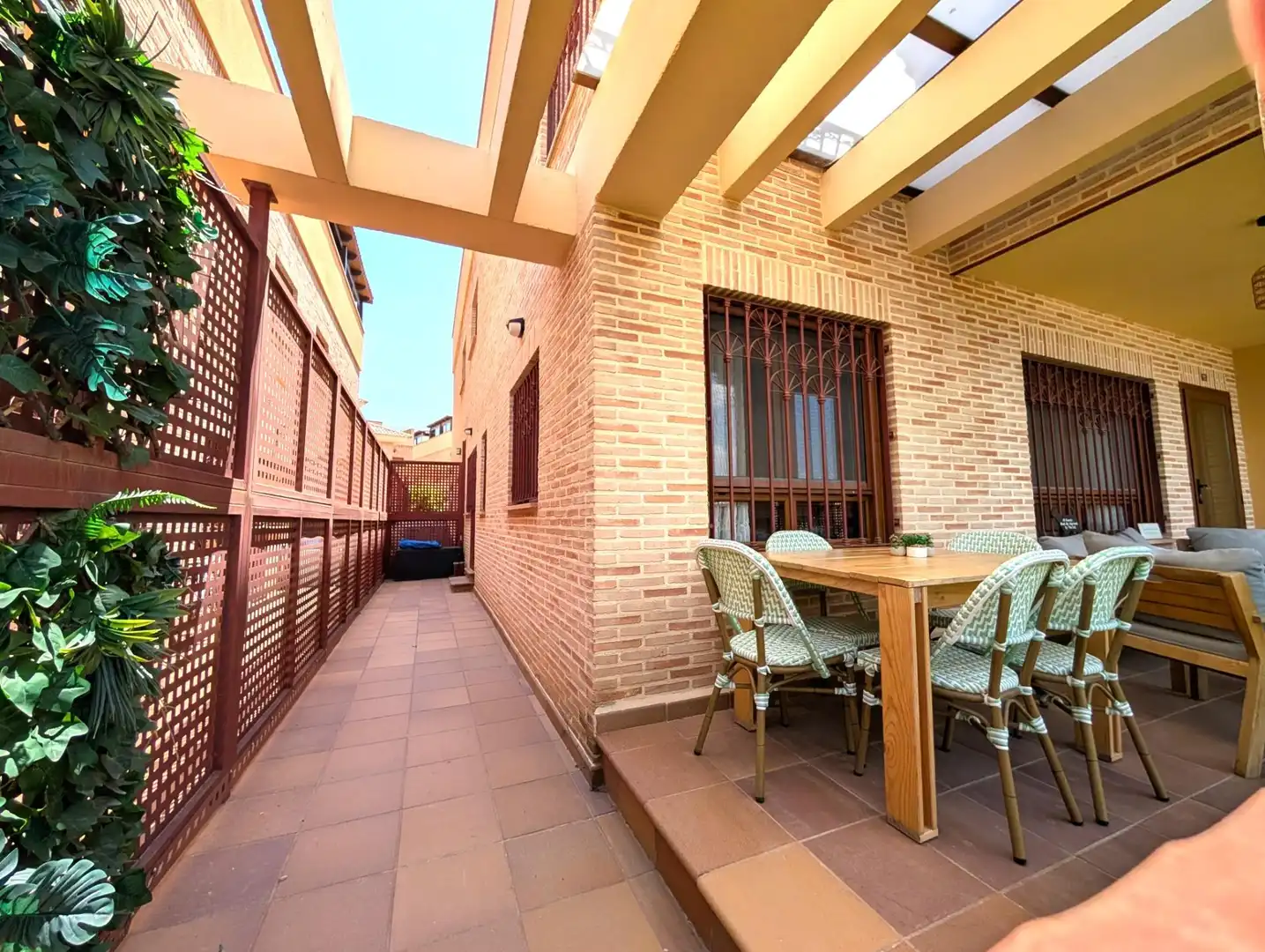 Casa adosada en venta en Calle RIU SEGURA, Castalla