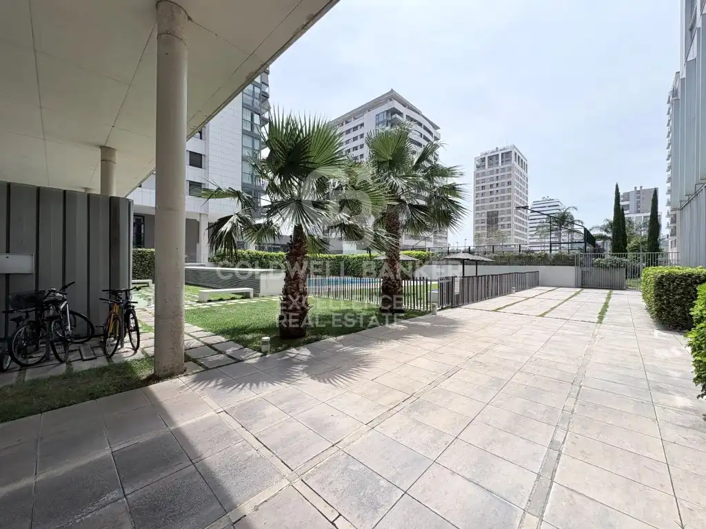 Terrassa de Pis en venda en Valencia amb Aire condicionat, Calefacció i Jardí privat