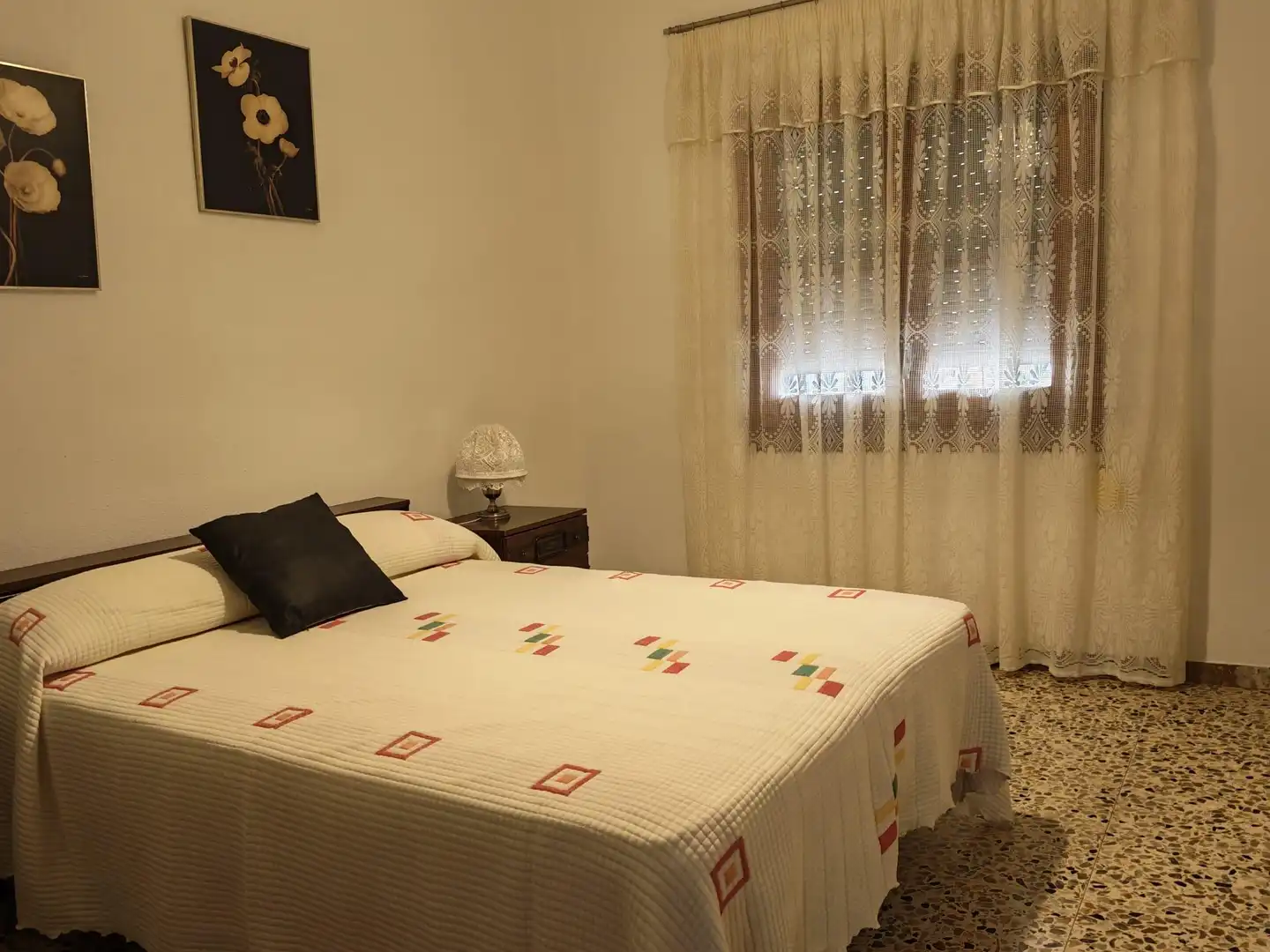 Dormitori de Casa o xalet en venda en Almunia de San Juan amb Calefacció i Balcó