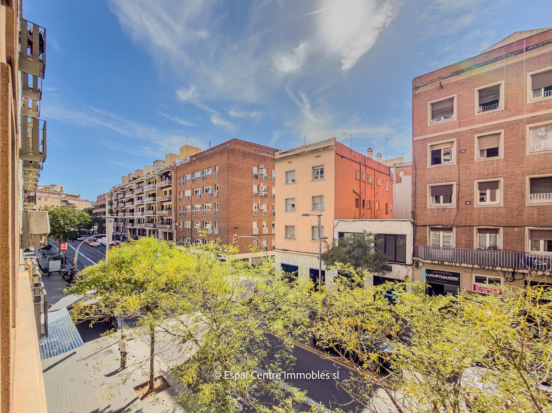Exterior view of Flat for sale in  Barcelona Capital  with Heating, Parquet flooring and Terrace