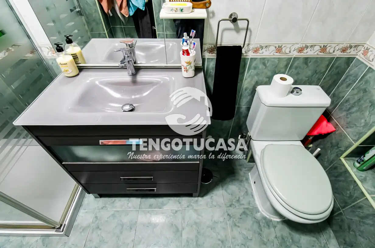 Baño de Piso en venta en Madrid con Aire acondicionado, Calefacción y Amueblado