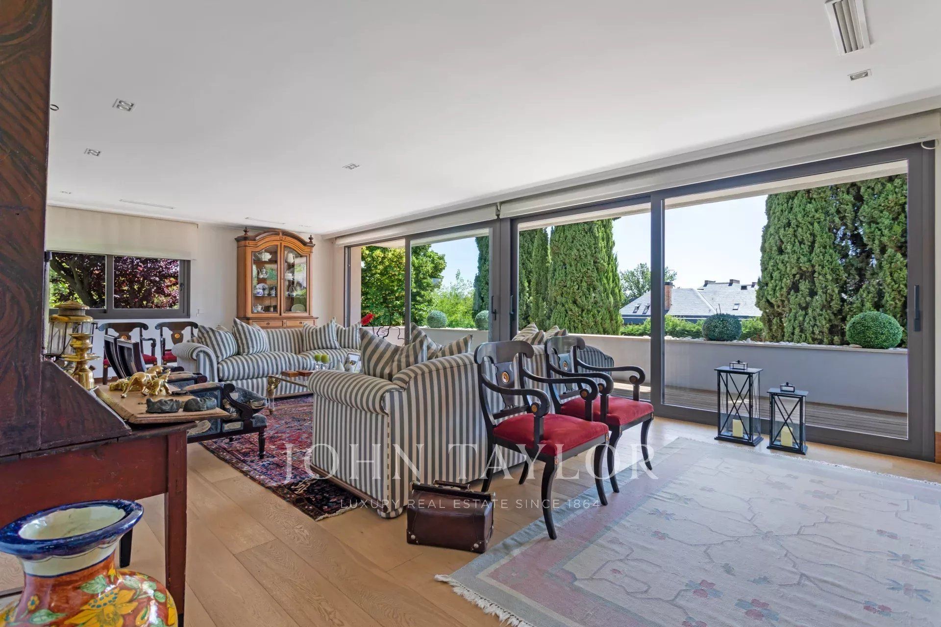 Garden of House or chalet for sale in Majadahonda  with Air Conditioner, Heating and Swimming Pool