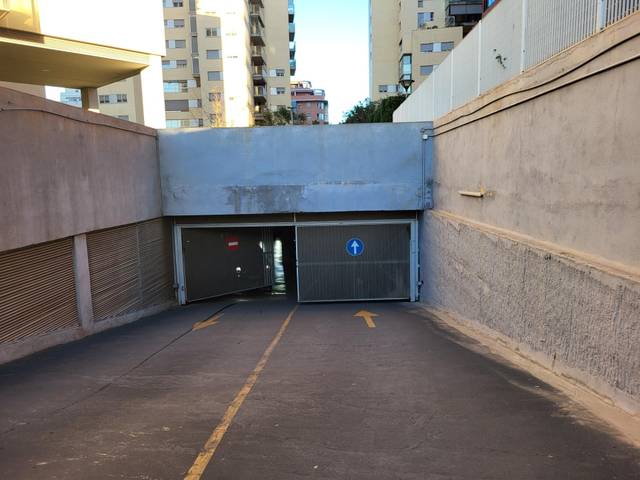 Garaje en Venta en Avenida Avenida del Maestro Rodrigo en Sant Pau