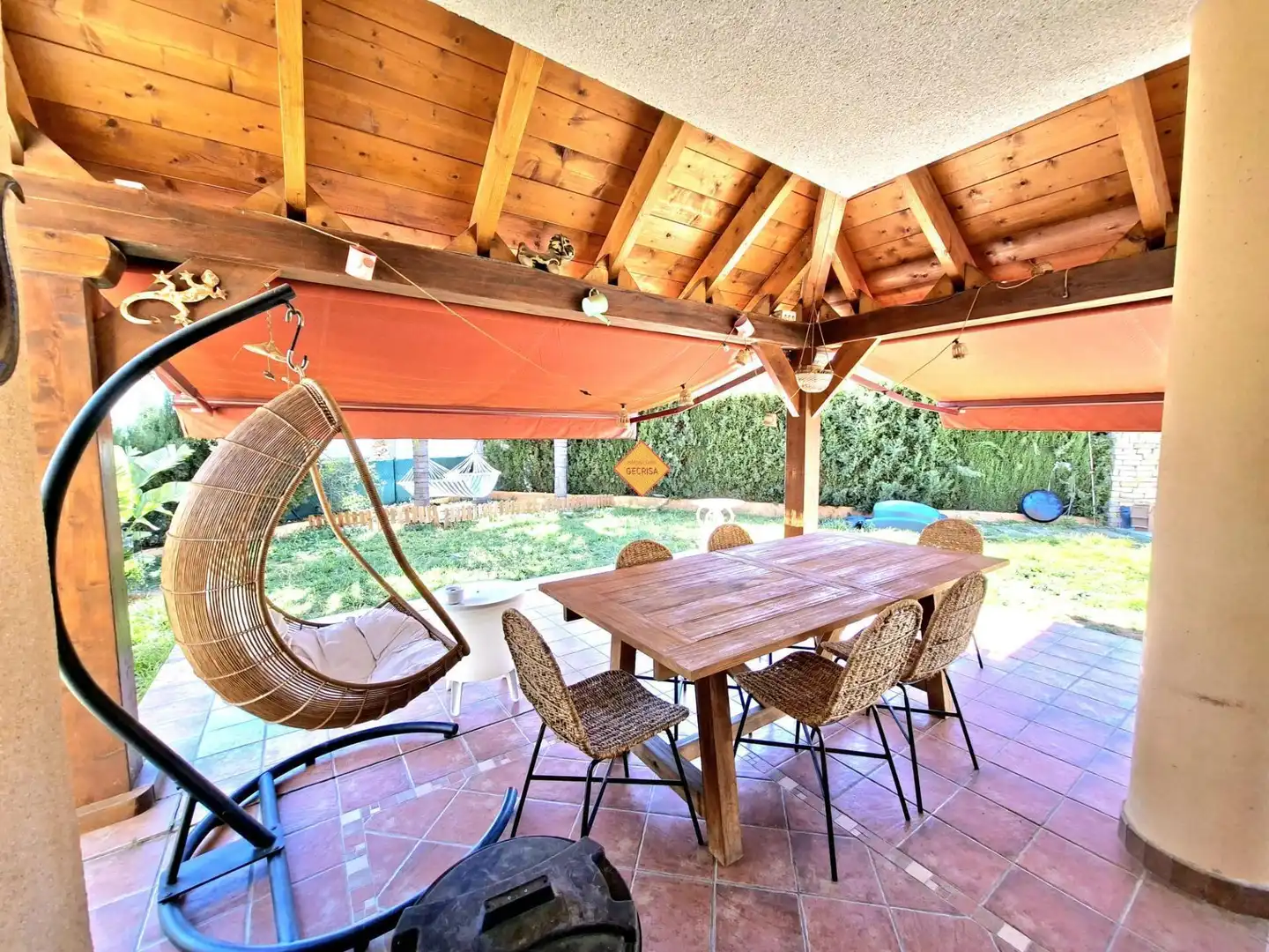 Terraza de Casa o chalet en venta en Paterna con Aire acondicionado, Calefacción y Jardín privado
