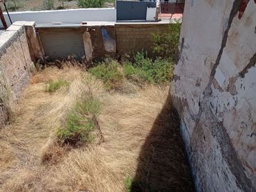 Residential land for sale in Calle Santiago 6