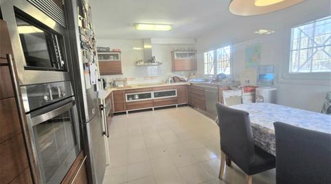 Foto 4 de Casa adosada en venda a Playamar - Benyamina, Málaga