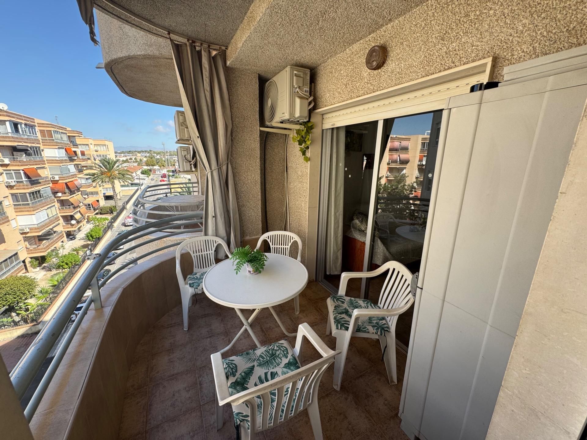 Apartament de lloguer a Calle BURGOS, Centro