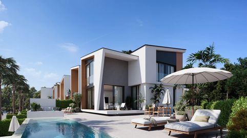 Elegancia aislada en Mijas una villa de 4 dormitorios con diseño atemporal y armonía natural