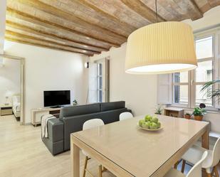 Living room of Apartment to share in  Barcelona Capital  with Air Conditioner and Terrace