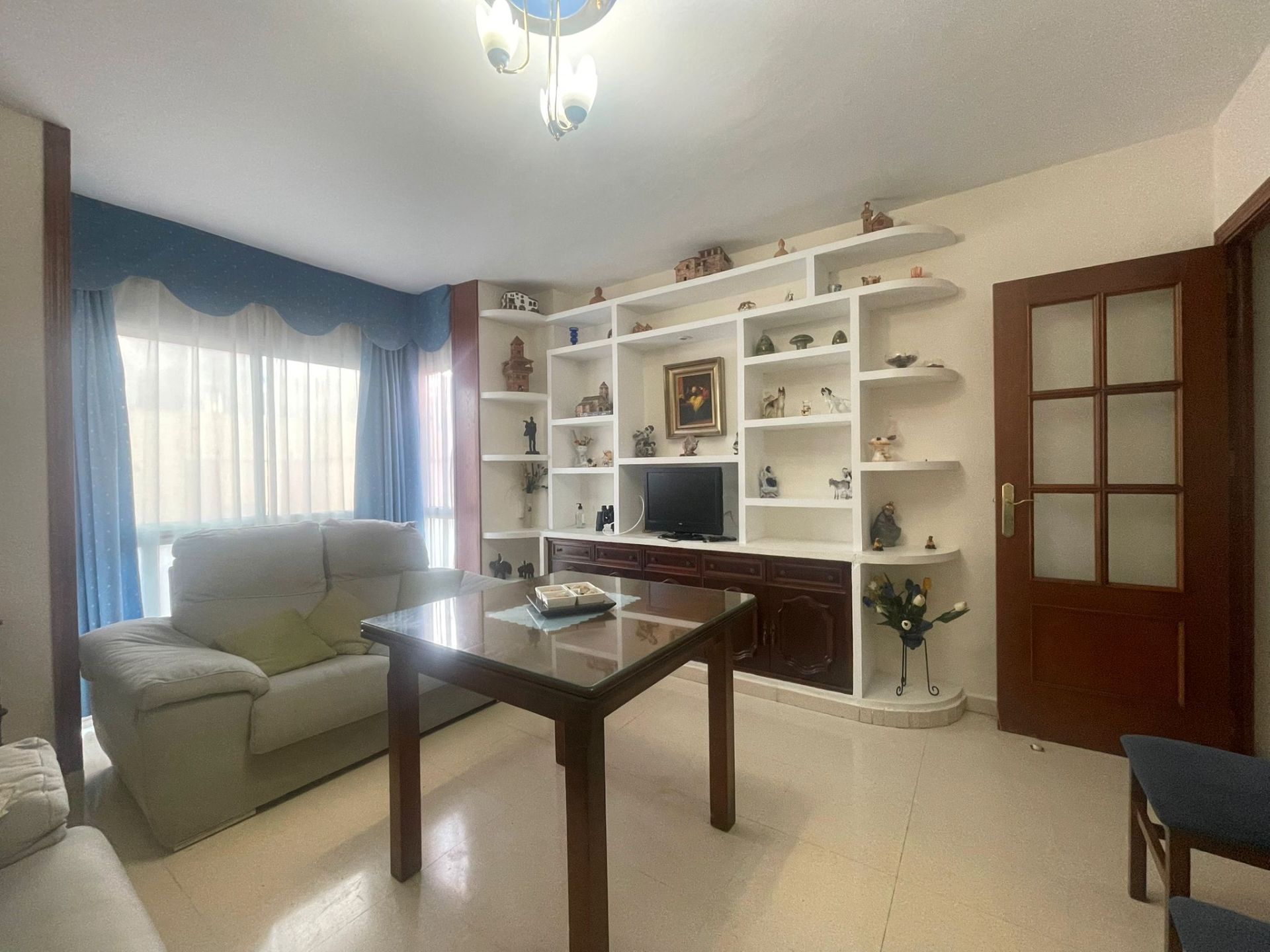 Sala de estar de Piso en venta en  Huelva Capital con Amueblado