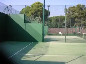 Vista exterior de Piso en venta en Barcelona con Terraza y Piscina comunitaria