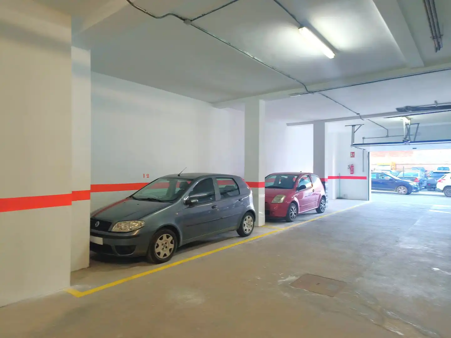 Einzelparkplatz zum Verkauf in Carrer Rafael Rivelles, imagen 2