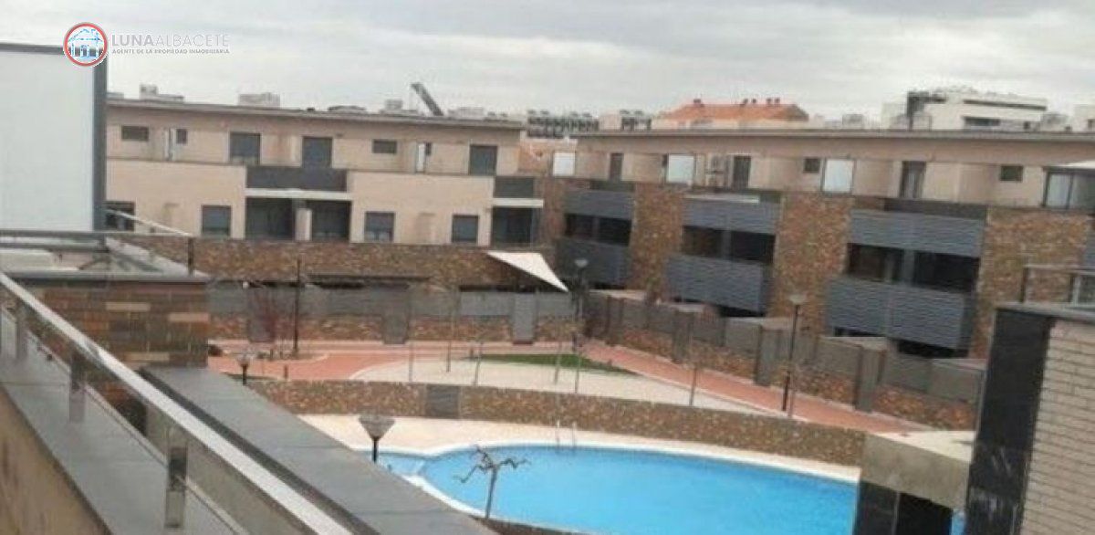 Swimming pool of Single-family semi-detached for sale in  Albacete Capital  with Heating, Terrace and Storage room