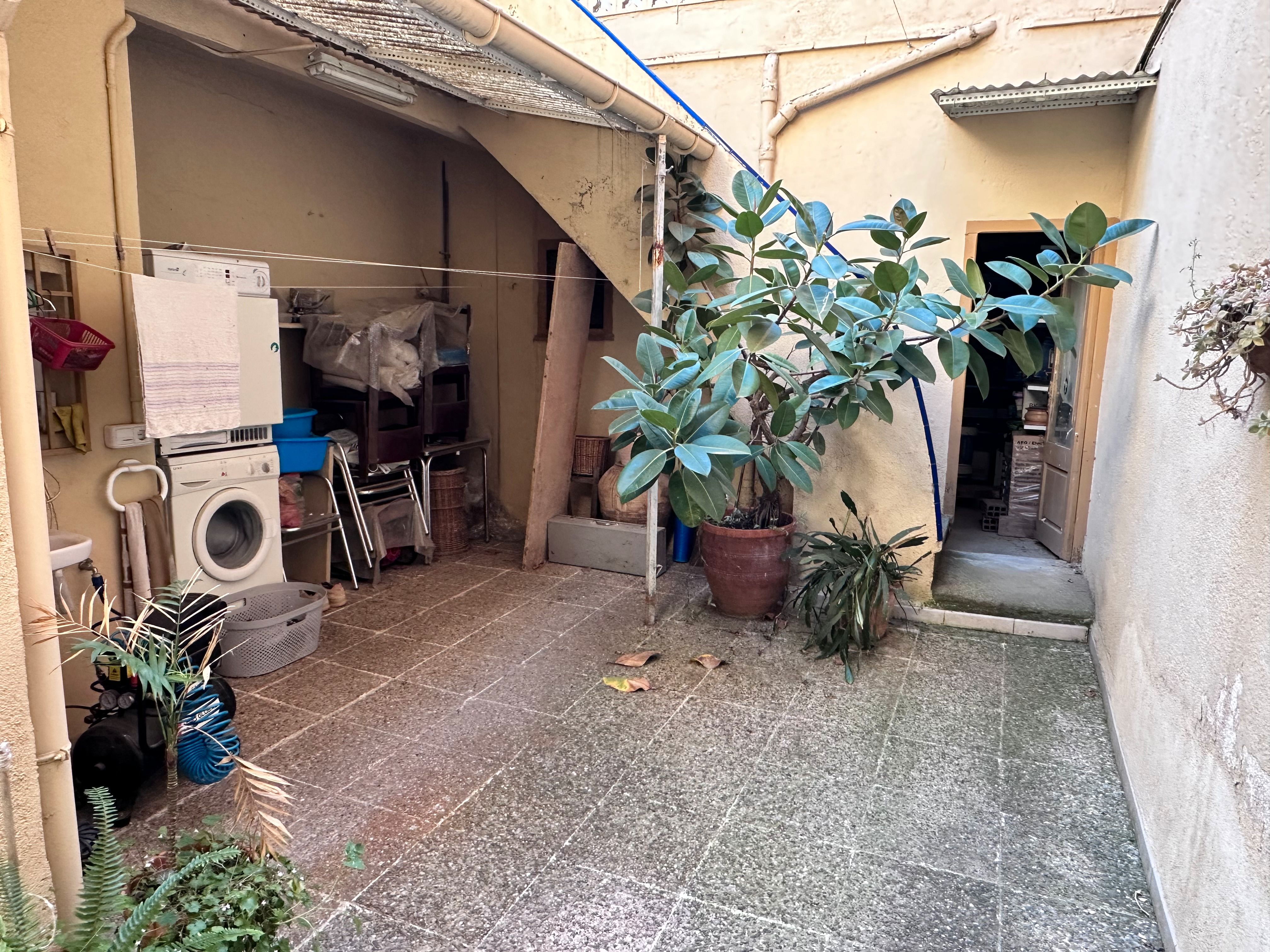 House or chalet for sale in Sabadell  with Heating, Terrace and Storage room