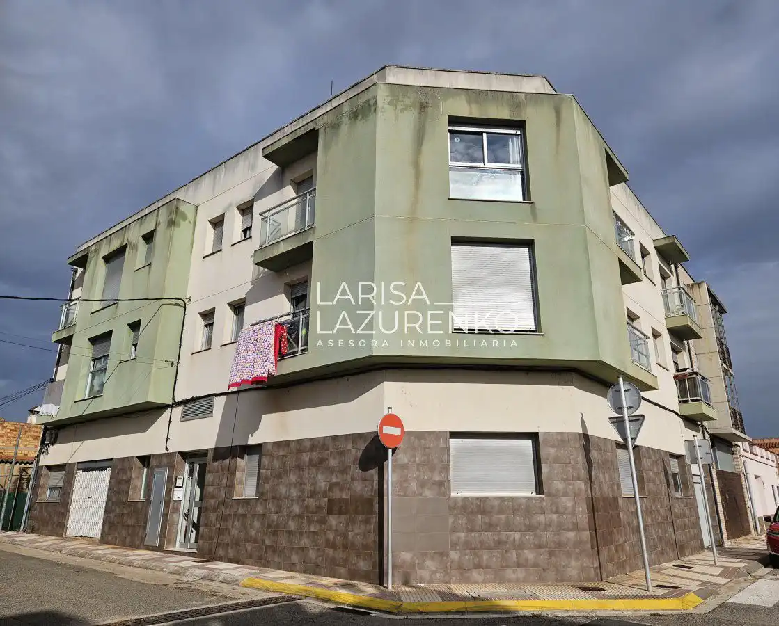 Vista exterior de Dúplex en venta en L'Aldea con Terraza y Balcón