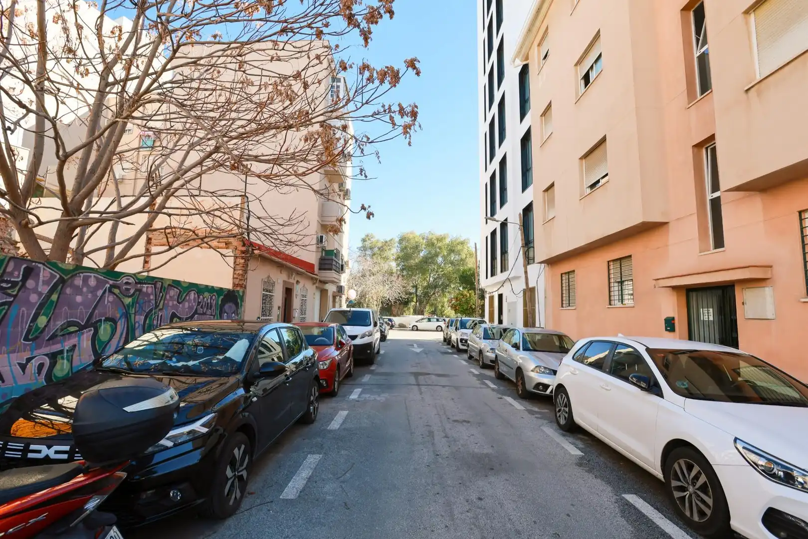 Vista exterior de Planta baja en venta en Málaga con Aire acondicionado, Calefacción y Alarma