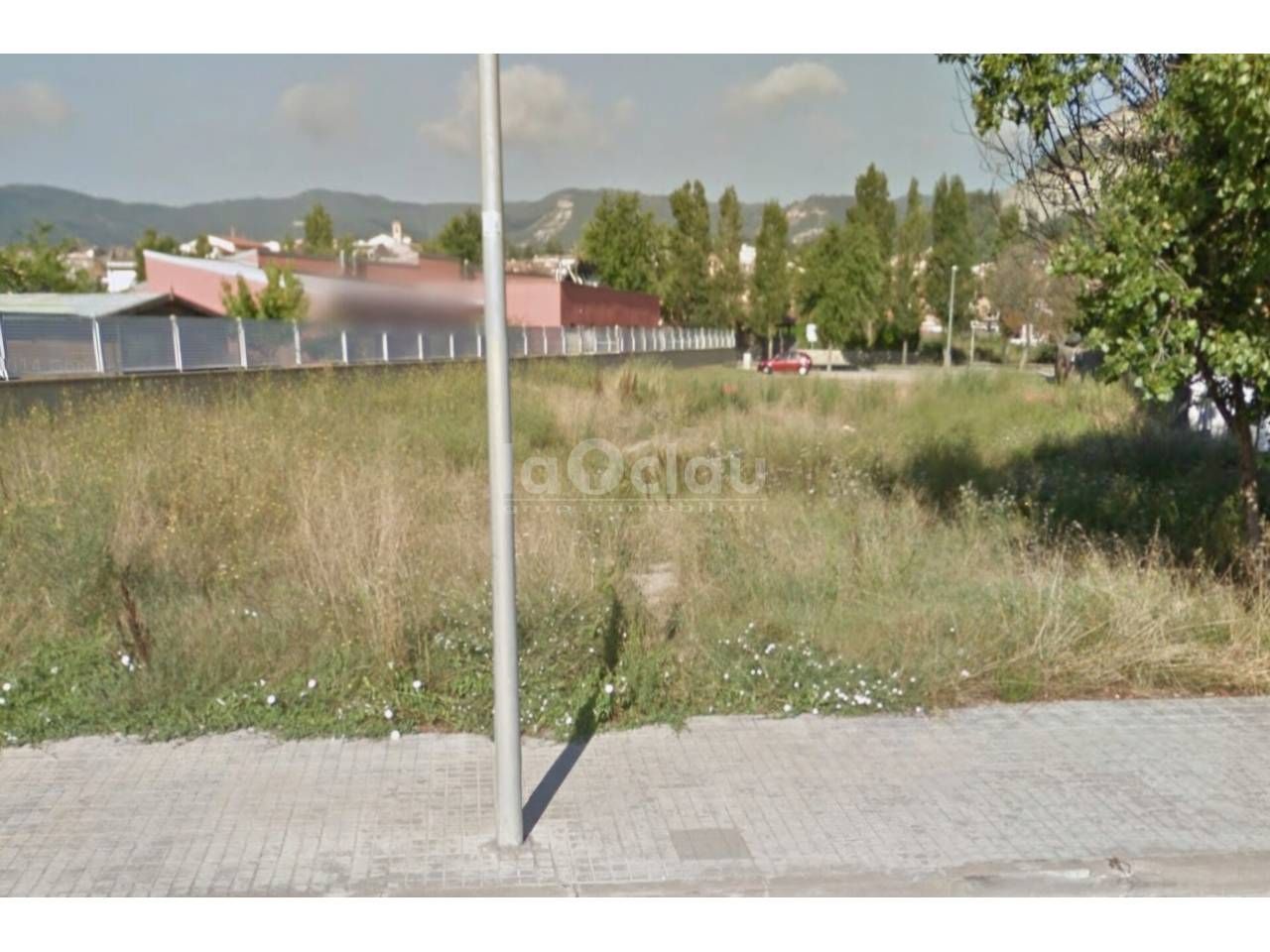 Industrial land for sale in Tona