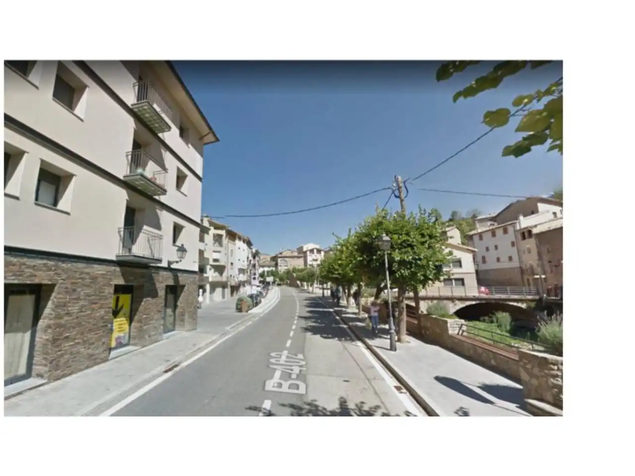 Vista exterior de Local de alquiler en La Pobla de Lillet