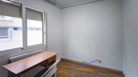 Photo 4 of Flat for sale in De Los Pirineos, Santiago, Huesca Capital