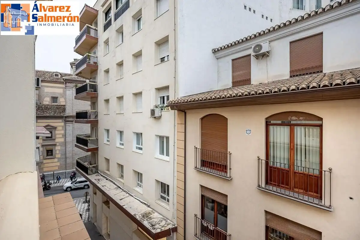 Apartments for rent in Calle Puentezuelas, Centro - Sagrario